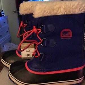 Brand New Sorel Big Girls Snow and Rain Boots